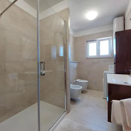 Neda Apartment Punat