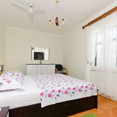 Apartment Neda