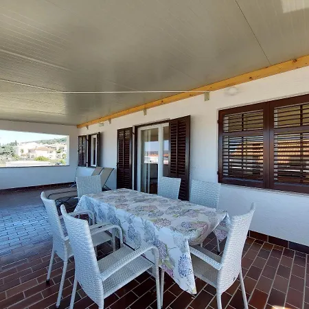 Apartament Neda Punat